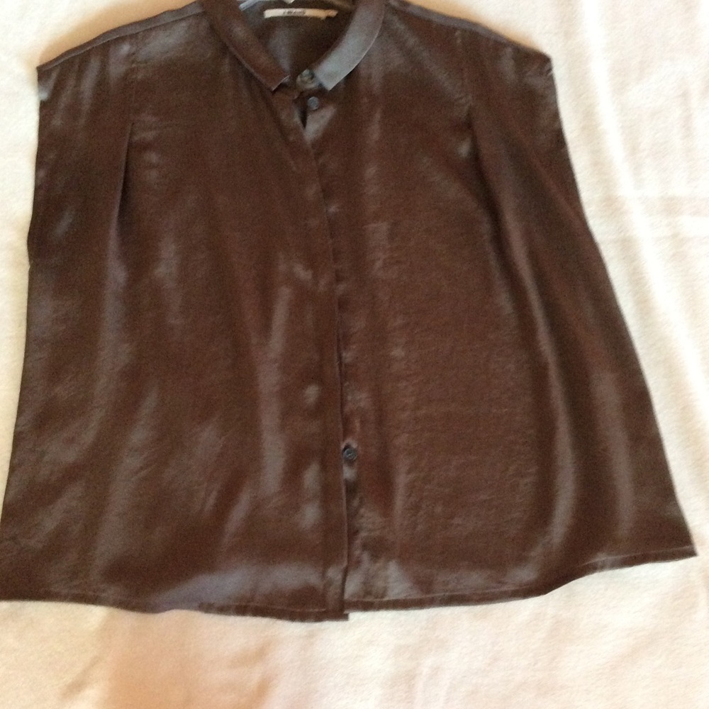 Very cute top for days or nights out